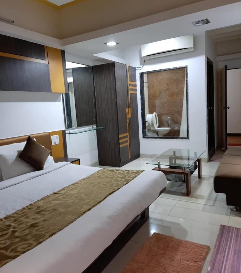 אינדורה Hotel Grand Suites מראה חיצוני תמונה