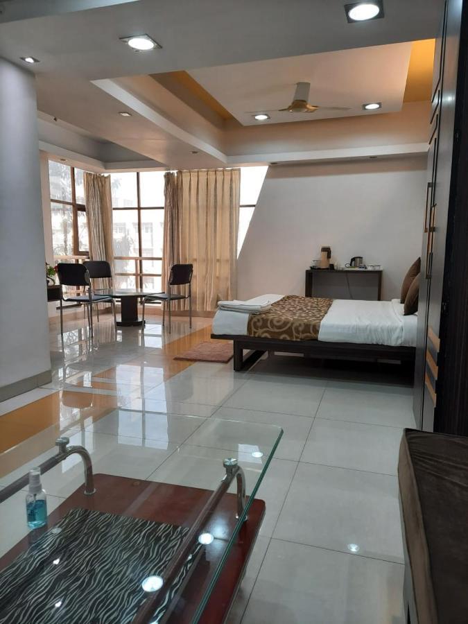 אינדורה Hotel Grand Suites מראה חיצוני תמונה