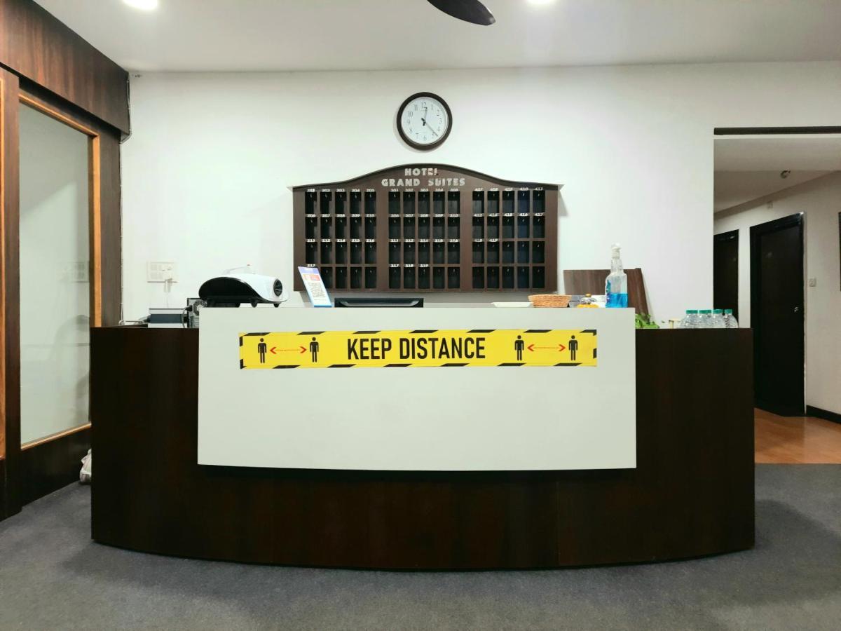 אינדורה Hotel Grand Suites מראה חיצוני תמונה