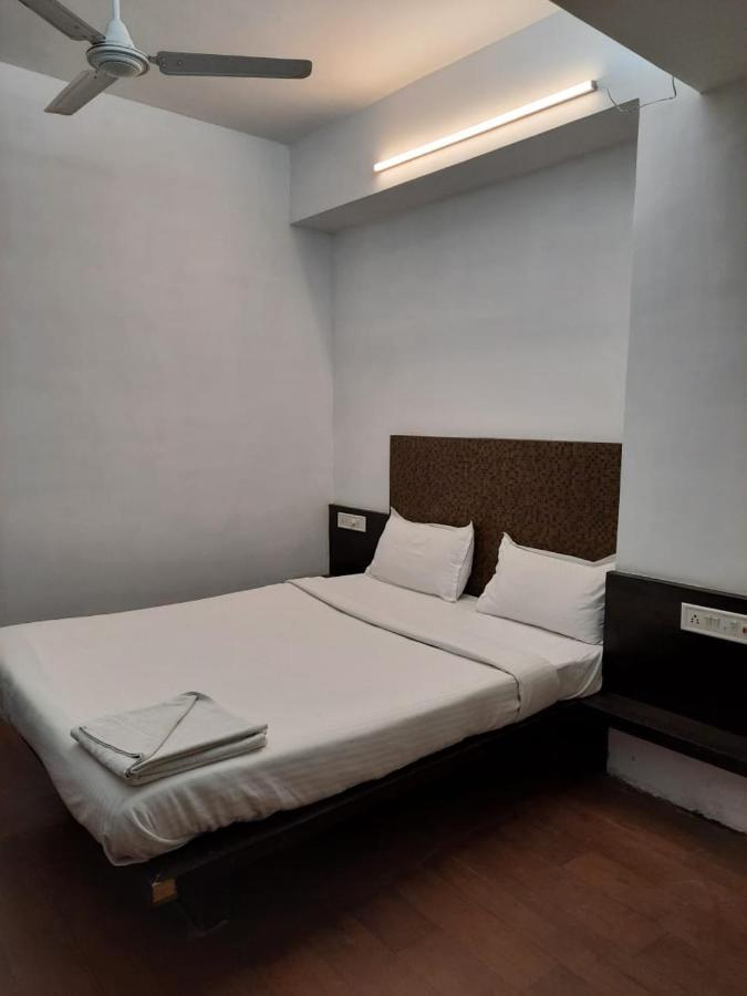 אינדורה Hotel Grand Suites מראה חיצוני תמונה